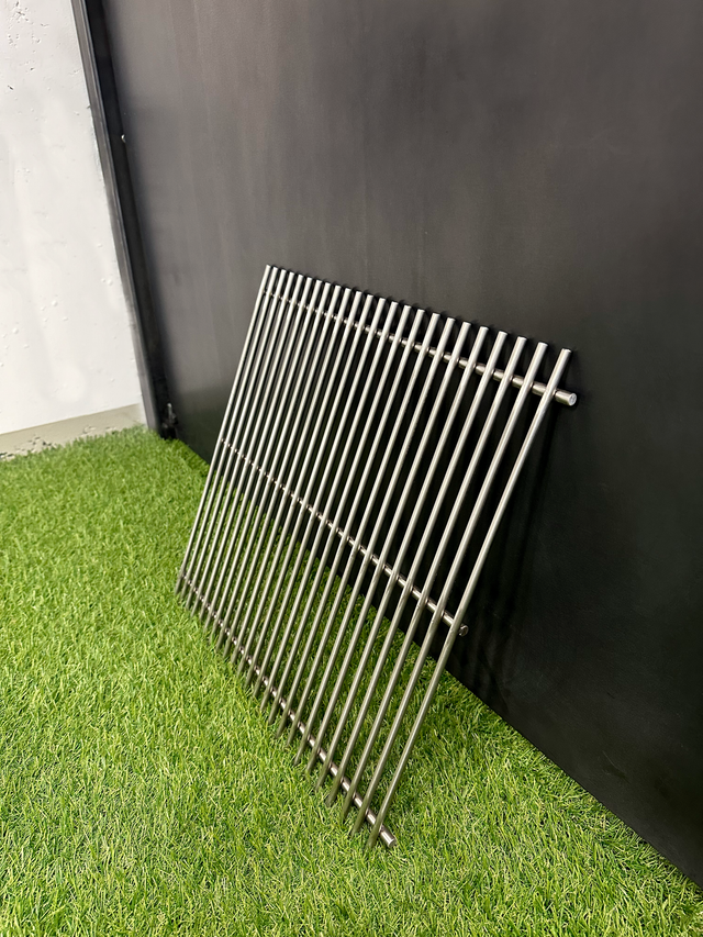 Großer Grillrost aus Edelstahl