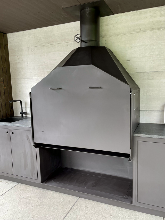 Die minimalistische Outdoorküche