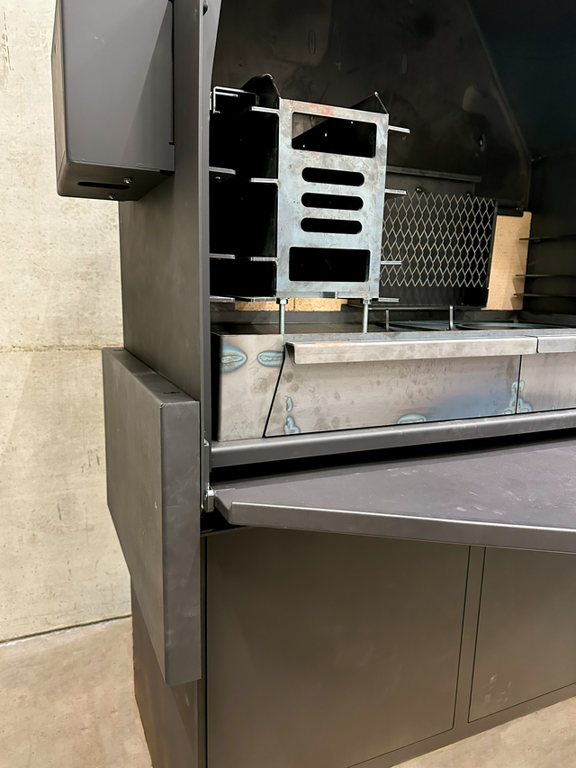 Seitliche Ablagefläche für Braai