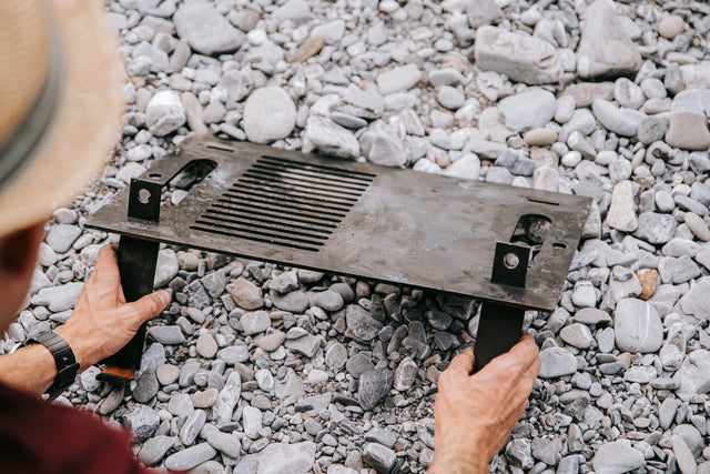 Grillplatte aus Schwarzstahl To-Go