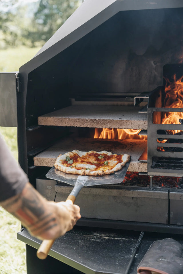 Zwei Schamottplatten